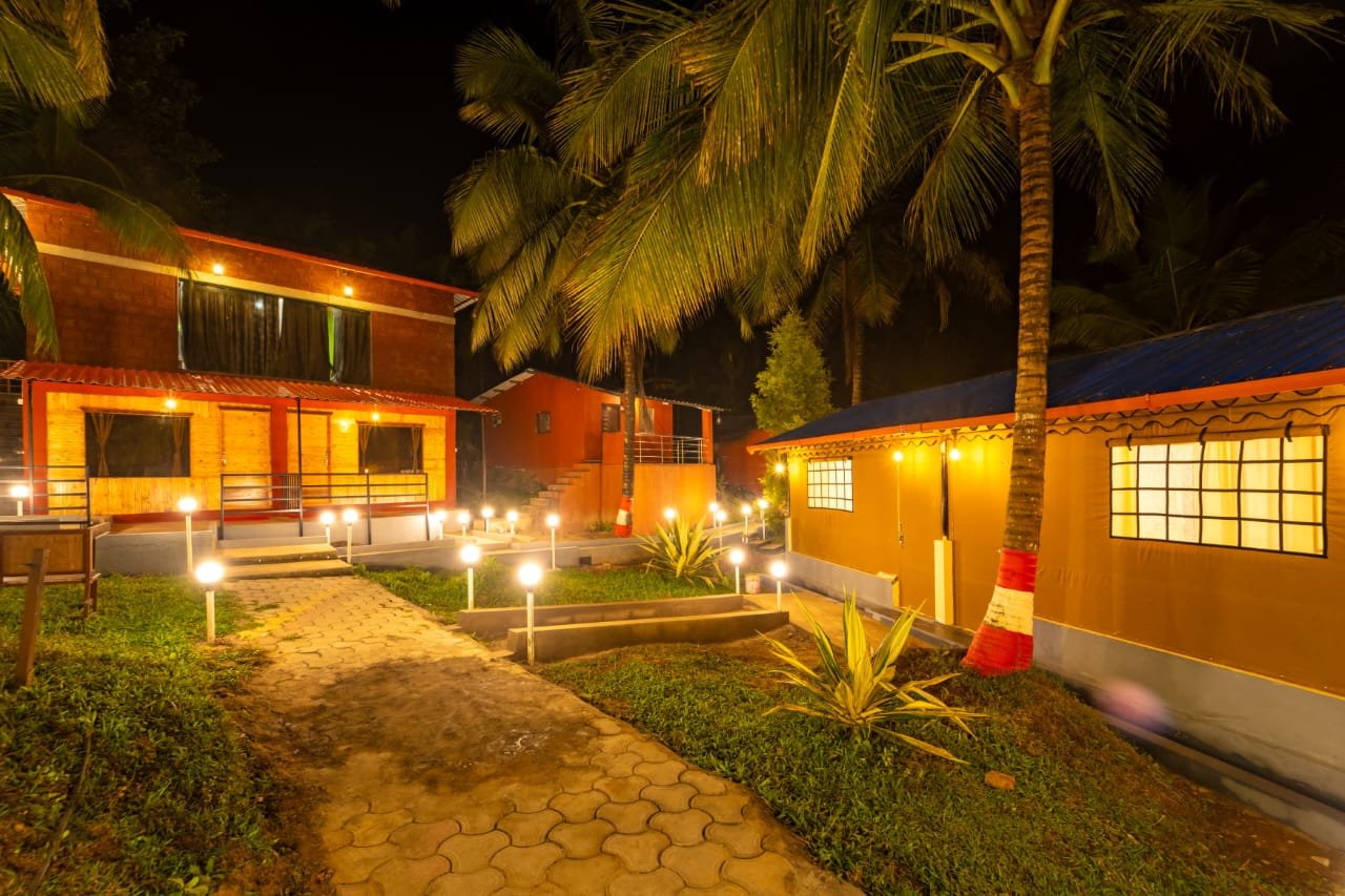 white-petal-homestay