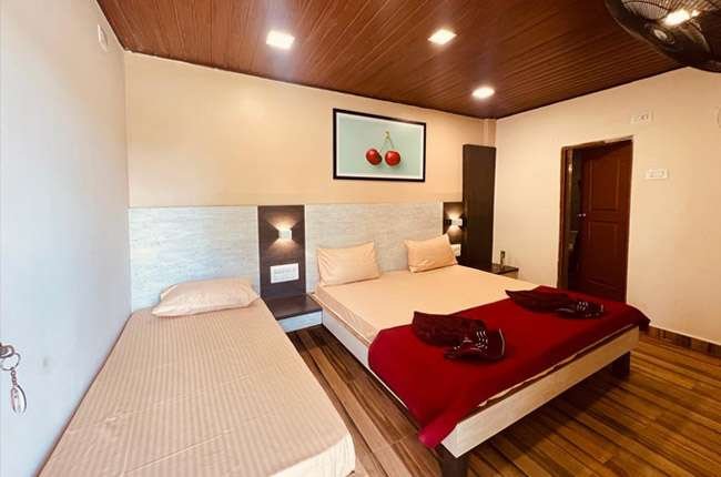 River-View-Room